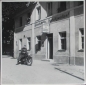 Preview: BMW R 25 Motorbike at pub 1955 original photo (9337)